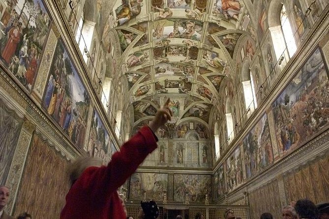 Vatican Museums: Private Afternoon Tour Including Wine Tasting