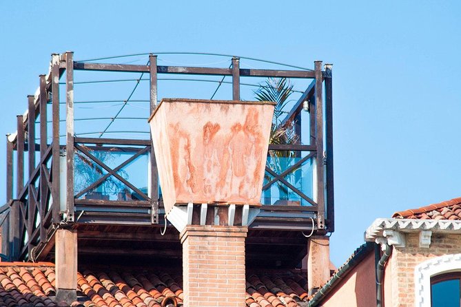 Venice's Hidden History Plus Murano Tour