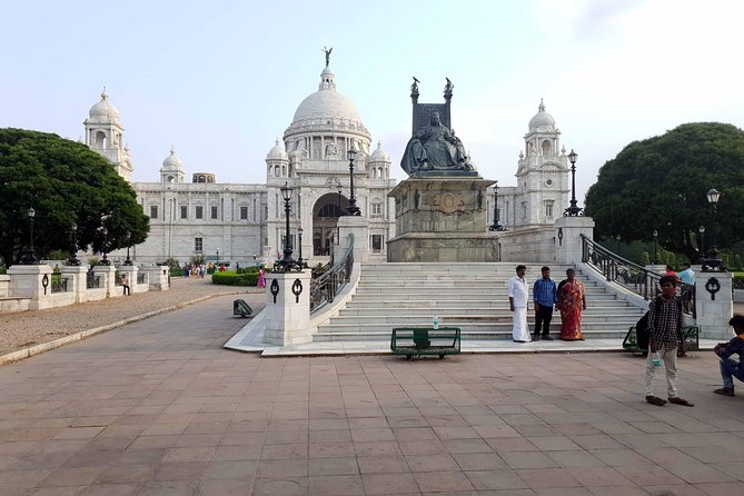 Victoria Memorial Hall Guided Tour (Including Surrounding Areas) - Inclusions and Amenities