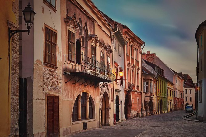 Vienna-Budapest One-Way Sightseeing Transfer