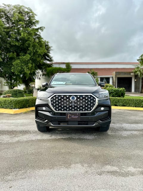 VIP Transfer Between Punta Cana Airport Santo Domingo Hotels