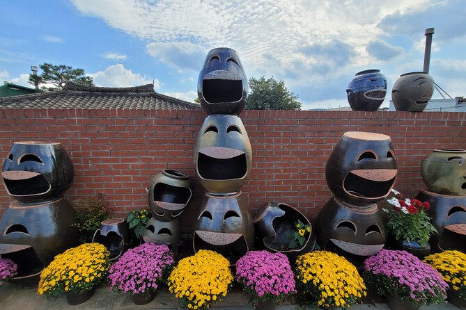 Visit Pottery Village , Make Small Pottery & Taste Local Food