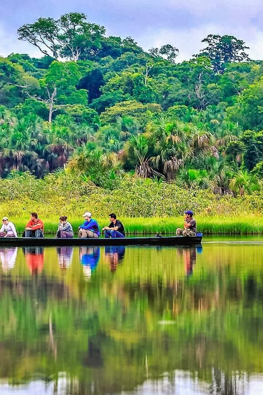 Visit Tambopata 4D – Sandoval Lake, Campfire and Hiking.