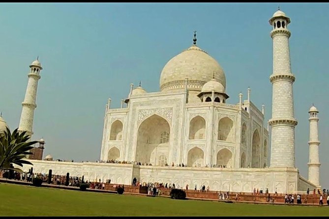 Walking Tour of Taj Mahal