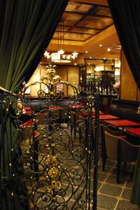 Washington Square Hotel - Hotel Overview