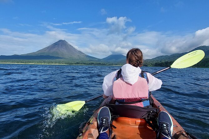 Wellness Park Retreat & Kayaking on Lake Arenal