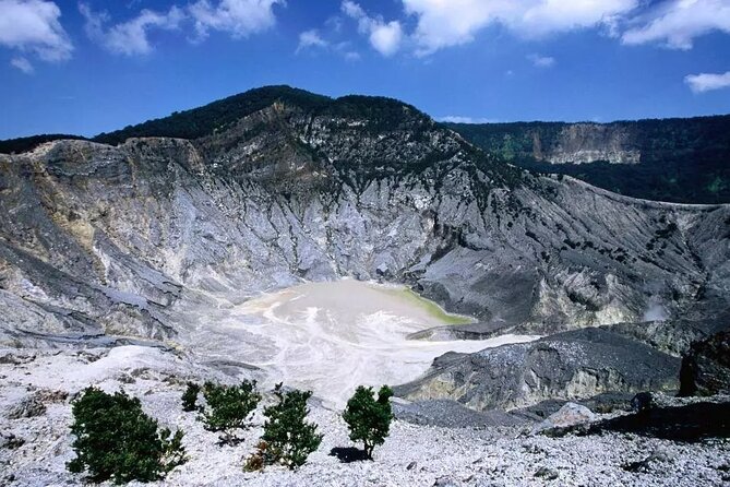 White Crater Bandung Tour With Highspeed Rail(Whoosh)From Jakarta