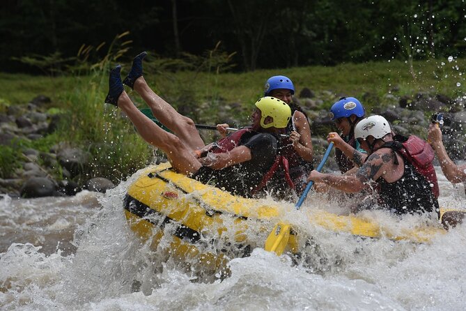 White Water Rafting Class II & III on the Amazing Balsa River - Preparing for the Rapids