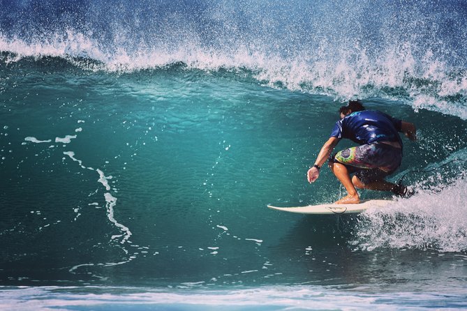 Witches Rock Surf Tour by Boat for ADVANCED Surfers