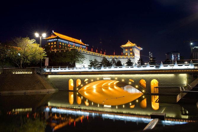 Xian Night Tour: South Gate Square and Big Wild Goose Pagoda Square