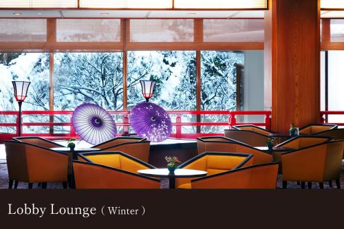 Yamanaka Onsen Kissho Yamanaka - Picturesque Riverside Locale