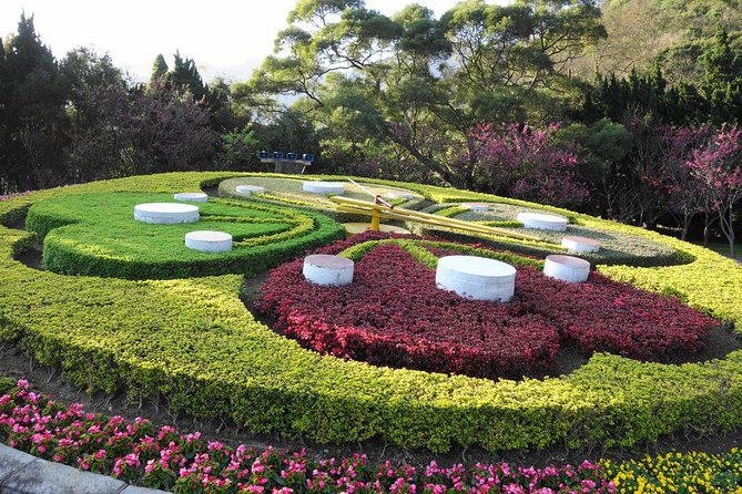 Yangmingshan National Park & Hot Spring Tour (afternoon )