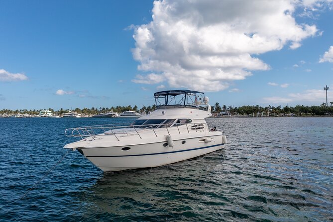 Yatch Day on Miami Waters