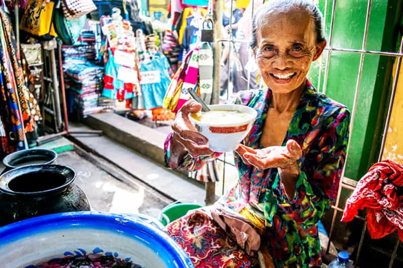 Yogyakarta: 3-Hour Walking Tour With Street Food Tasting
