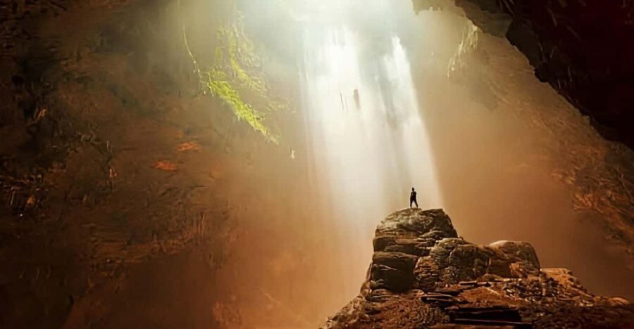 YOGYAKARTA: Jomblang Cave and Pindul Cave + Oyo River