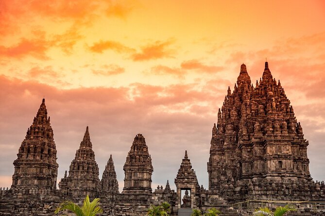 Yogyakarta Private Car Rental With Driver - Service Details