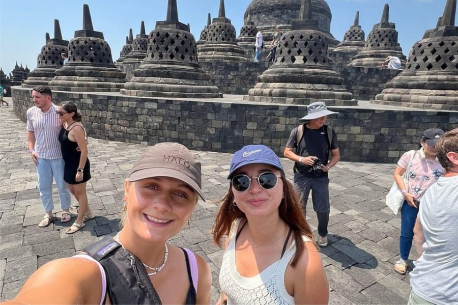 Yogyakarta: Private Custom Women-Only Tour With Female Guide