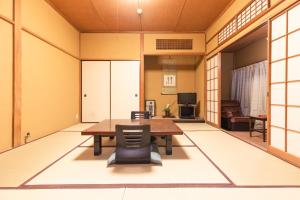 Yushintei - Location and Accessibility