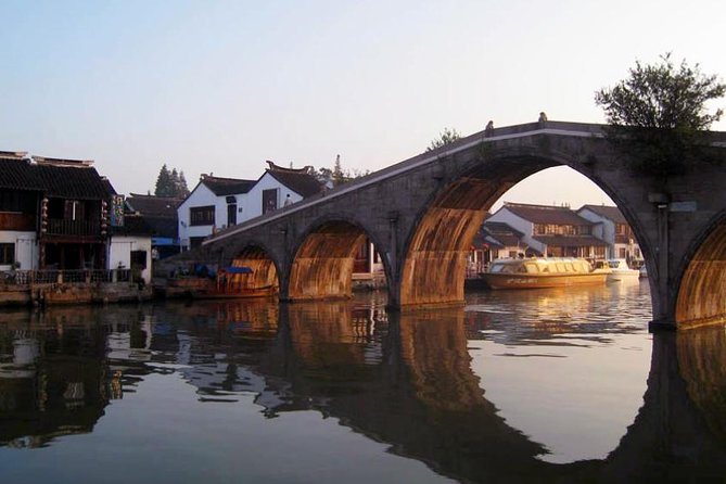 Zhujiajiao Water Village & Seven Treasure Town Day Tour From Shanghai