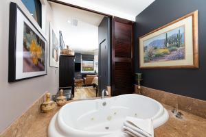 A Sunset Chateau - Guest Experience and Ratings