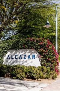 Alcazar Palm Springs - Accommodation Highlights