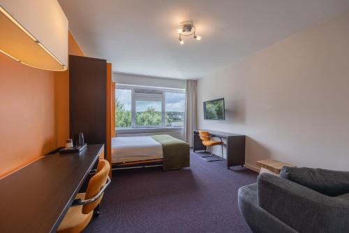 Amrâth Airport Hotel Rotterdam - Room Types and Accommodations