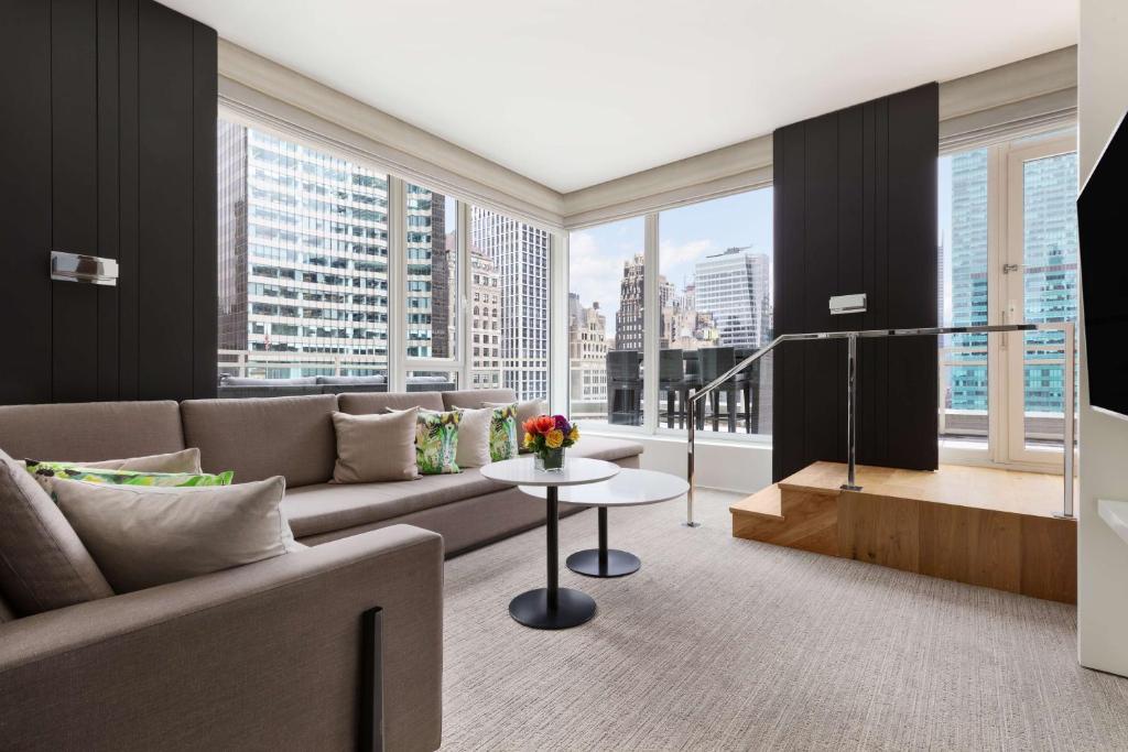 Andaz 5th Avenue, By Hyatt Review