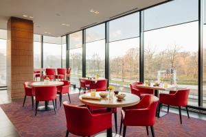 Babylon Hotel The Hague - Accommodations and Amenities
