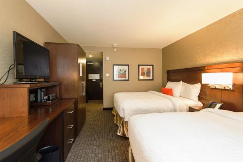 Courtyard by Marriott Times Square West - Amenities and Facilities Overview