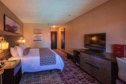 Crowne Plaza Silicon Valley North - Union City, an IHG Hotel - Amenities and Facilities