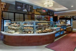 Crowne Plaza Times Square Manhattan, an IHG Hotel - Spacious and Comfortable Guest Rooms