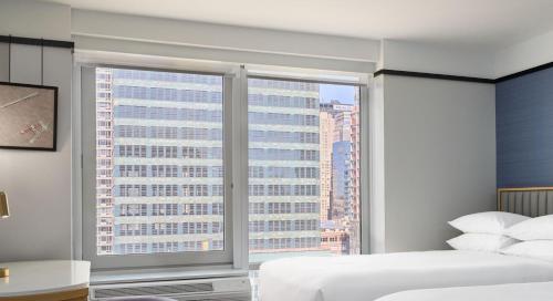 Delta Hotels by Marriott New York Times Square - Convenient Location