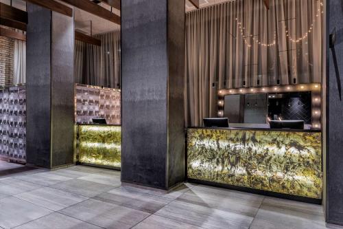 Doubletree By Hilton New York Times Square West - Accommodation Details