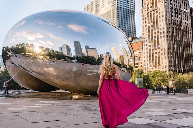 ️ Chicago Instagram Walking Tour (Private & All- Inclusive) - Capturing Iconic Landmarks