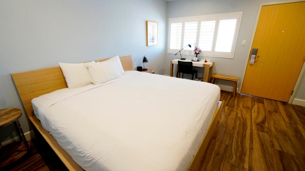 El Royale Gardens Near Universal Studios - Accommodation and Amenities