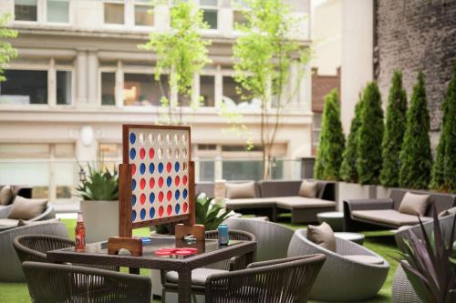 Embassy Suites By Hilton New York Manhattan Times Square - Convenient Location