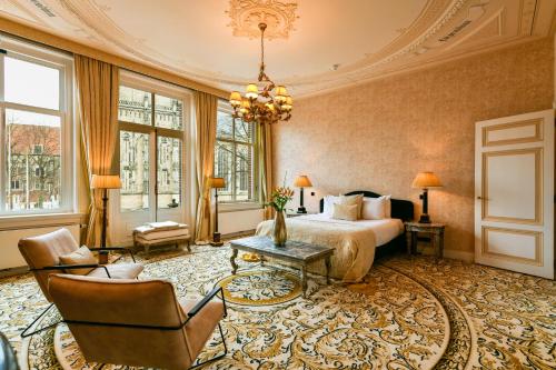 Grand Boutique Hotel-Restaurant Huis Vermeer - Excellent Location