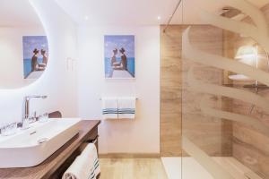 Grand Hotel Opduin - Room Types and Accommodations