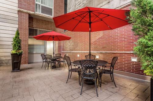Hampton Inn Manhattan Grand Central - Amenities and Services