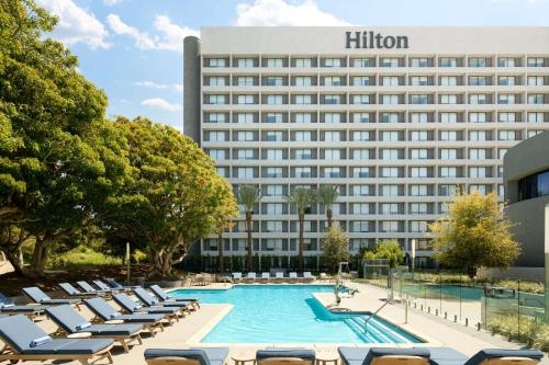 Hilton Los Angeles-Culver City, CA - Accommodation and Room Amenities