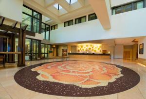Hilton Orange County/Costa Mesa - Comfortable Accommodations