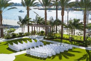 Hilton San Diego Bayfront - Amenities and Facilities