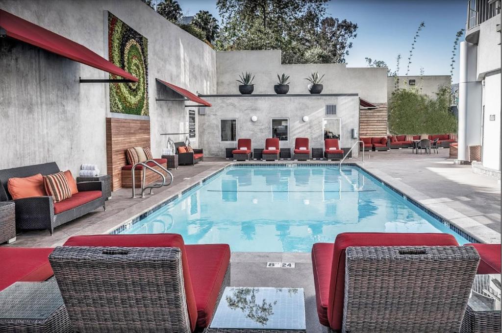 Hotel Angeleno Review