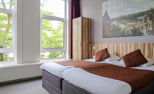 Hotel Asterisk, a Family Run Hotel - Location and Accessibility