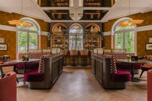 Hotel Castle Bloemendal - Accommodations and Facilities