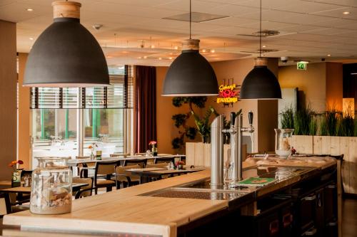 Hotel Dekkers - Amenities and Facilities