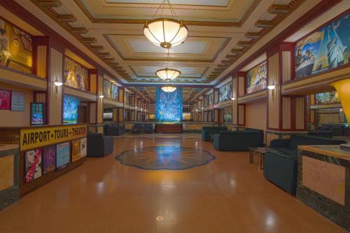Hotel Edison Times Square - Location and Accessibility