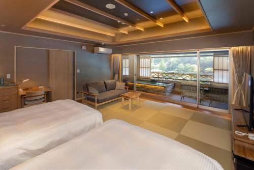Hotel Okada - Room Amenities and Features