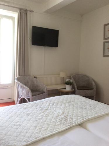 Hotel Pension Oranje - Location and Accessibility