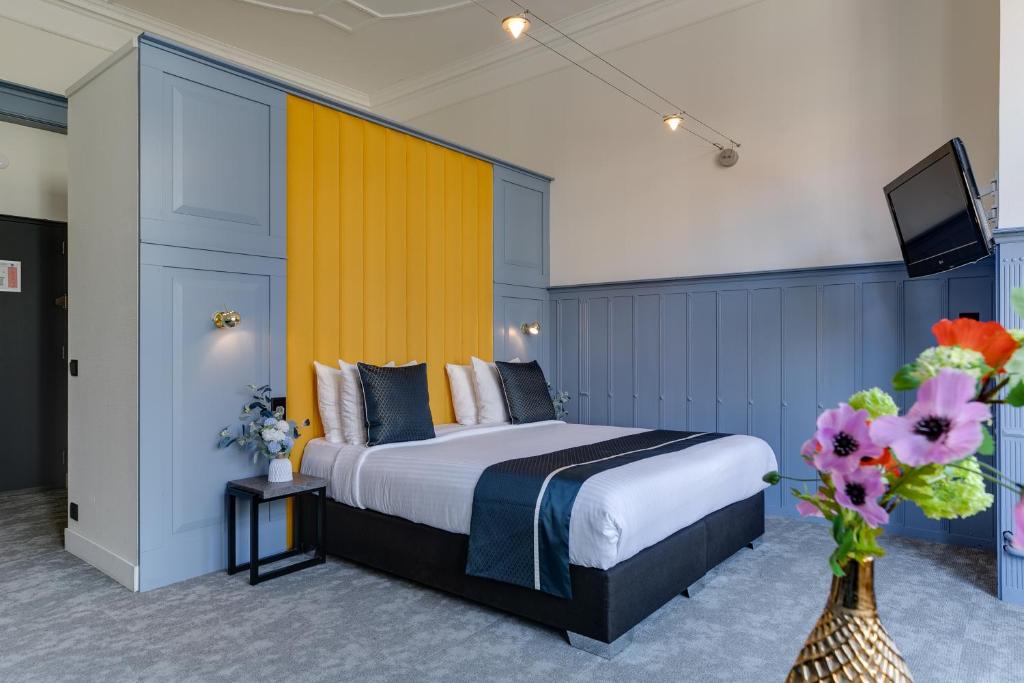 Hotel Royal Bridges Review